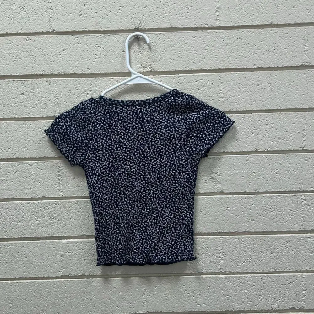 Brandy Melville Blue Floral Zelly Top one size - Picture 5 of 8